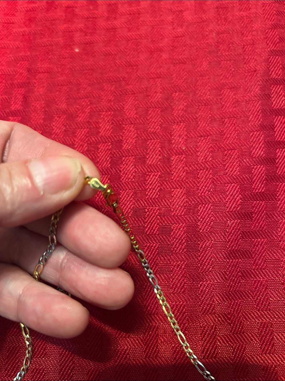 3-Tone Gold and Silver Figaro Chain necklace hold over .925 - Picture 3 of 3
